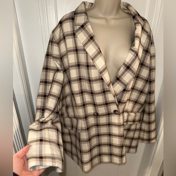 H&M (XXL) Plaid Coat - Picture 3 of 7